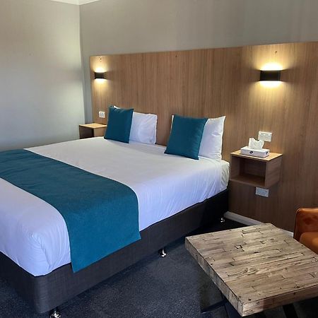 פורבס Adrian Motel מראה חיצוני תמונה