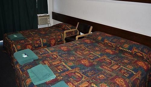 פורבס Adrian Motel מראה חיצוני תמונה